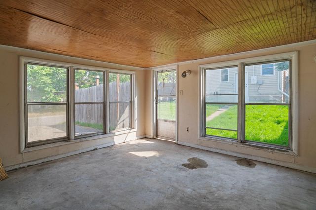 3457 Major Avenue N, Crystal, MN 55422