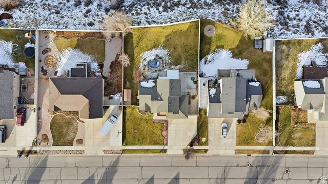 2204 E VIEW DR, South Weber, UT 84405