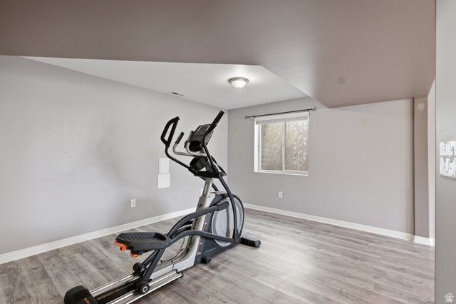 2204 E VIEW DR, South Weber, UT 84405