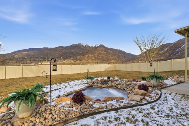 2204 E VIEW DR, South Weber, UT 84405