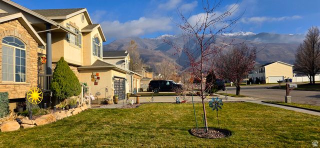 2204 E VIEW DR, South Weber, UT 84405
