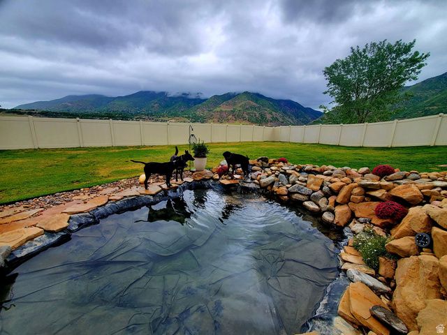 2204 E VIEW DR, South Weber, UT 84405