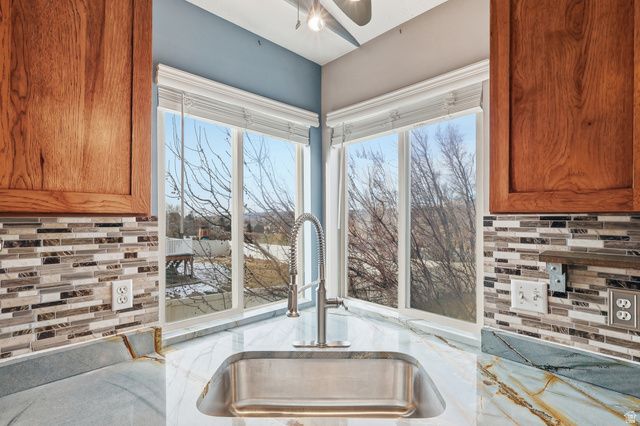 2204 E VIEW DR, South Weber, UT 84405