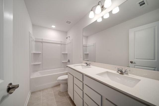 312 Deacon Ln, White House, TN 37188