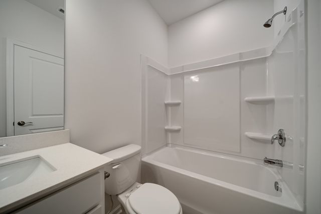 312 Deacon Ln, White House, TN 37188