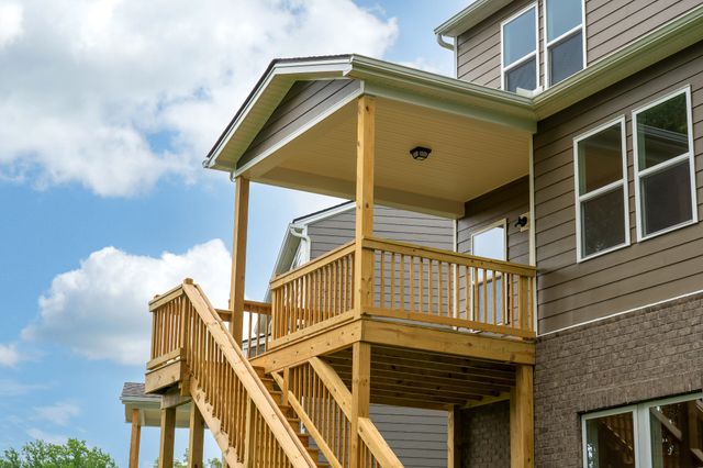 312 Deacon Ln, White House, TN 37188