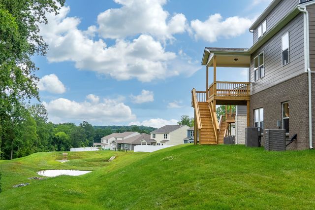 312 Deacon Ln, White House, TN 37188