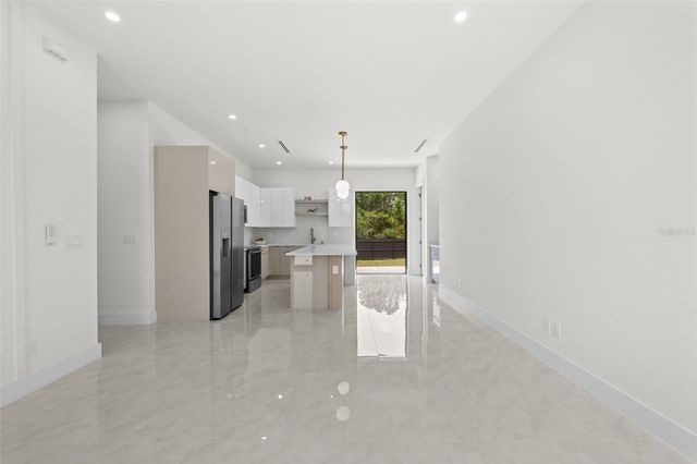 1039 BASSINGER AVENUE S, Lehigh Acres, FL 33974