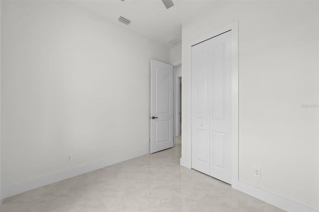 1039 BASSINGER AVENUE S, Lehigh Acres, FL 33974