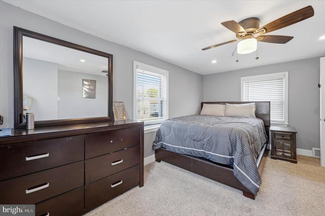 637 BILLINGS AVE, Paulsboro, NJ 08066