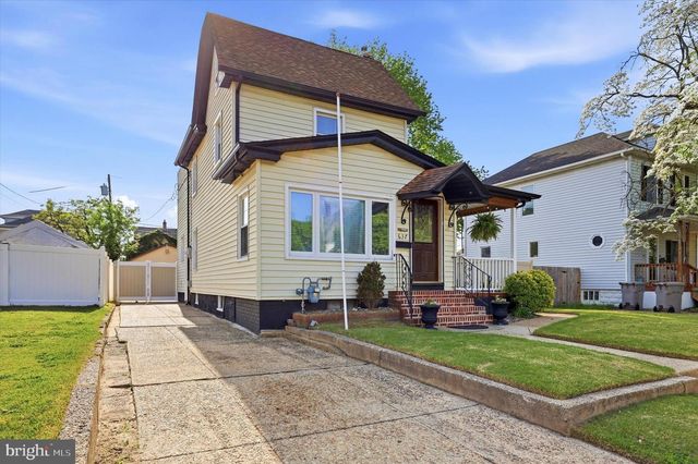 637 BILLINGS AVE, Paulsboro, NJ 08066
