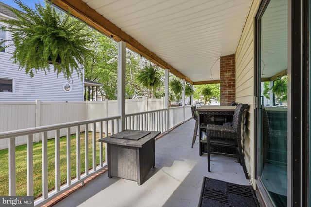 637 BILLINGS AVE, Paulsboro, NJ 08066