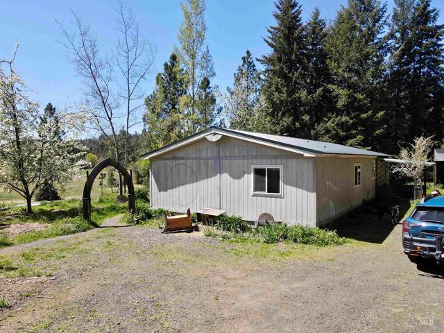 1366 Glenwood Road, Kamiah, ID 83536