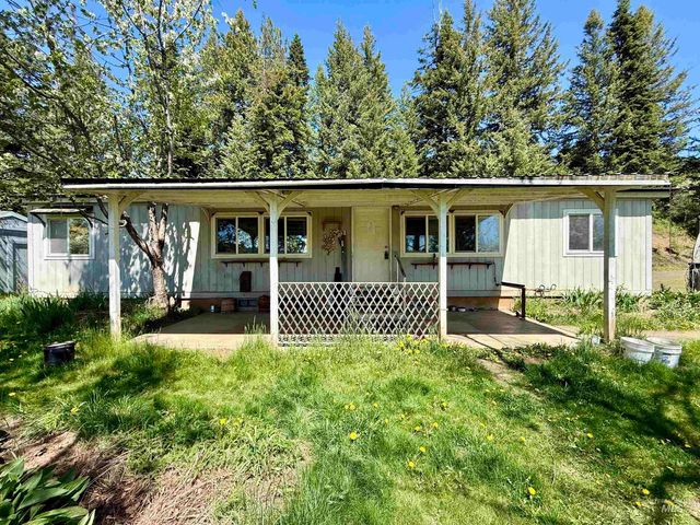 1366 Glenwood Road, Kamiah, ID 83536