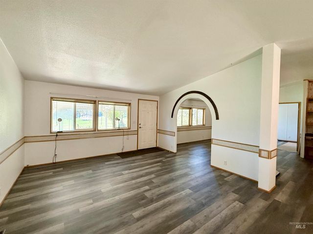 1366 Glenwood Road, Kamiah, ID 83536