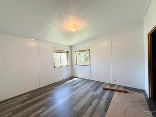 1366 Glenwood Road, Kamiah, ID 83536