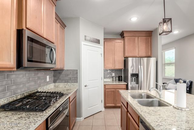 3586 E ARCHER Drive, San Tan Valley, AZ 85140