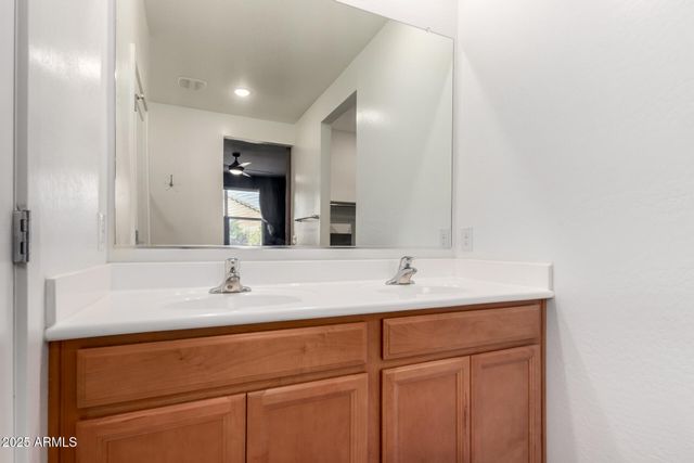 3586 E ARCHER Drive, San Tan Valley, AZ 85140