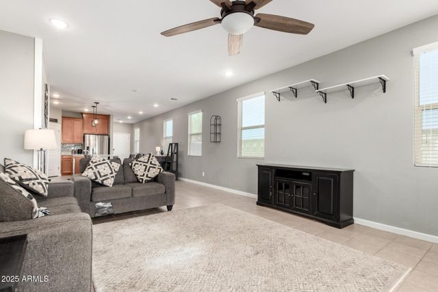 3586 E ARCHER Drive, San Tan Valley, AZ 85140