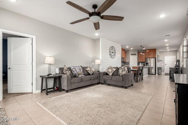 3586 E ARCHER Drive, San Tan Valley, AZ 85140