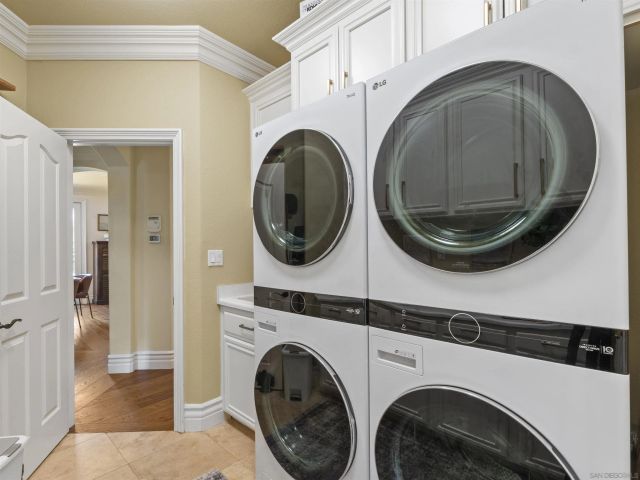 3424 CAMINO ALEGRE, Carlsbad, CA 92009