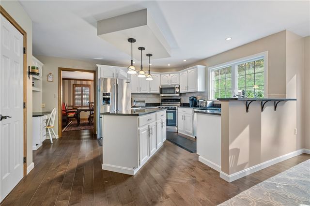 210 Scotch Pine Ct, Pine Twp - Nal, PA 15044