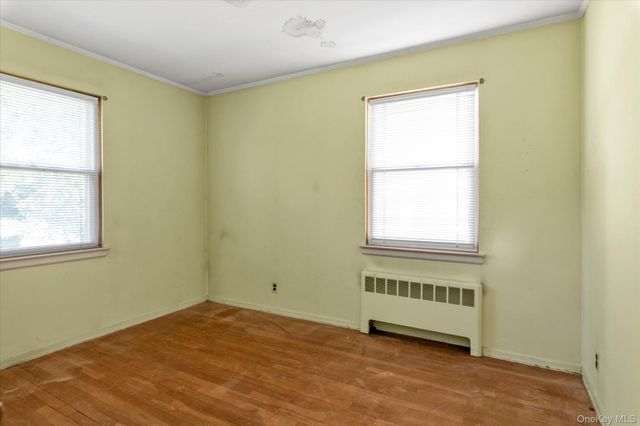 58 Elm Street, Hicksville, NY 11801