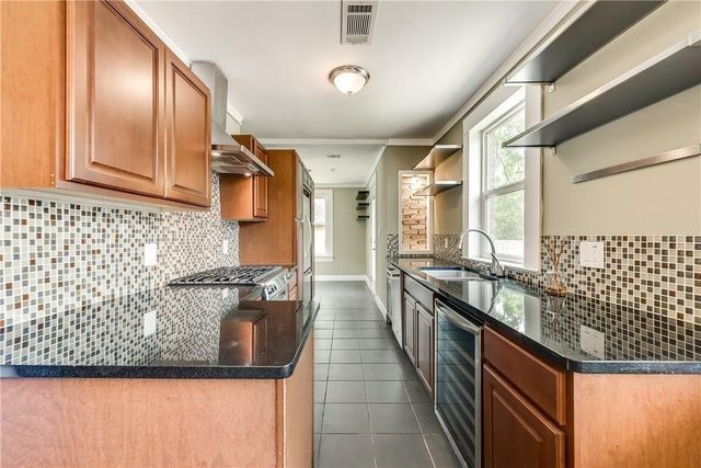 1423 Hollywood Avenue, Dallas, TX 75208