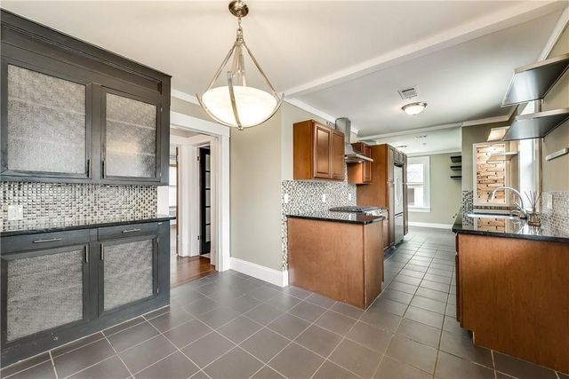 1423 Hollywood Avenue, Dallas, TX 75208