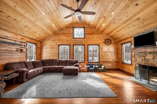 272 Westbrook Road, Deep River, CT 06417