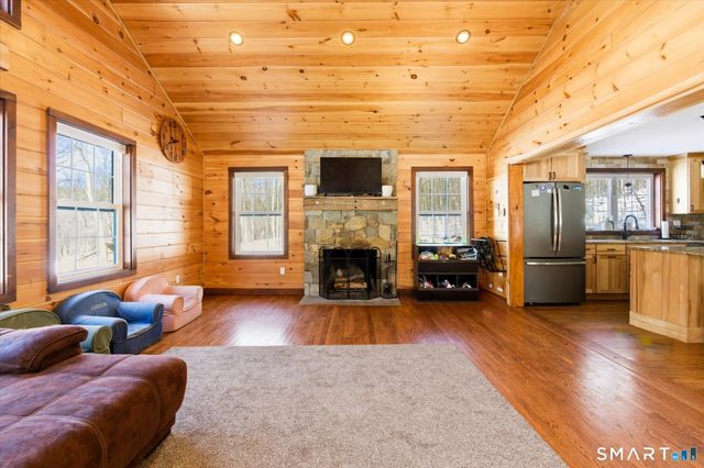 272 Westbrook Road, Deep River, CT 06417