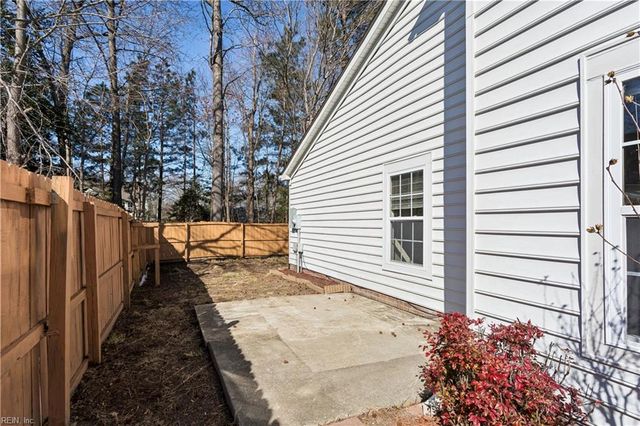 103 Nathan PL, Yorktown, VA 23692