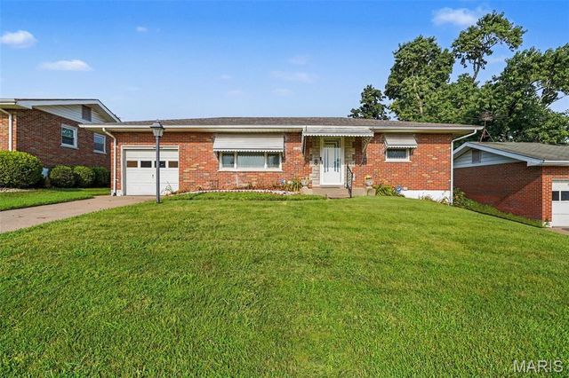 5125 Wallingford Drive, Ferguson, MO 63121