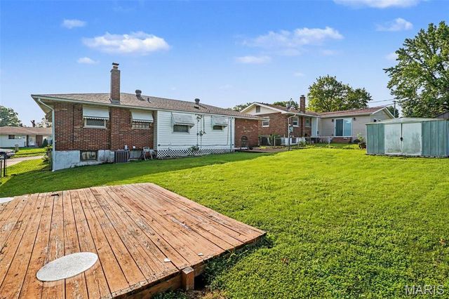 5125 Wallingford Drive, Ferguson, MO 63121