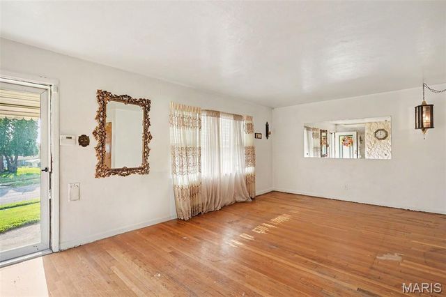 5125 Wallingford Drive, Ferguson, MO 63121