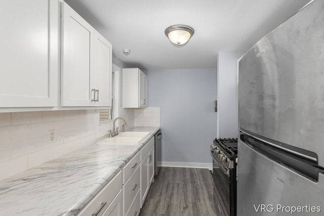 3205 Charlesgate Avenue SW, Wyoming, MI 49509