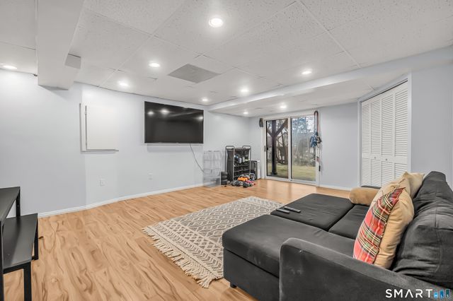 204 New Haven Avenue 6H, Derby, CT 06418