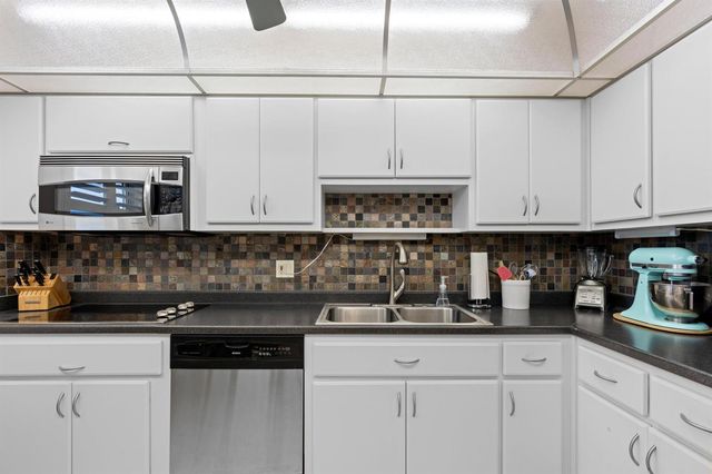 555 NW 4th Avenue Apt 501, Boca Raton, FL 33432