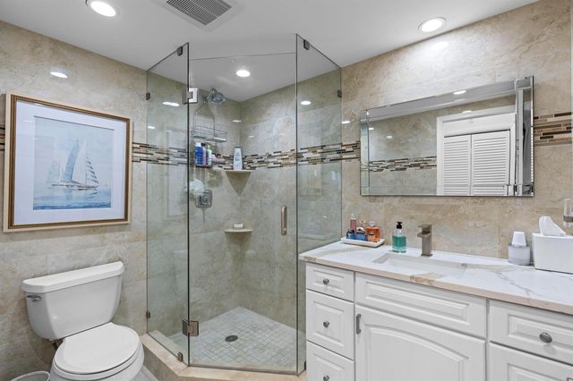 555 NW 4th Avenue Apt 501, Boca Raton, FL 33432