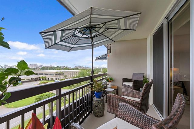 555 NW 4th Avenue Apt 501, Boca Raton, FL 33432