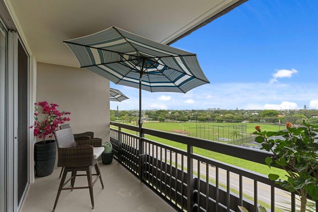555 NW 4th Avenue Apt 501, Boca Raton, FL 33432