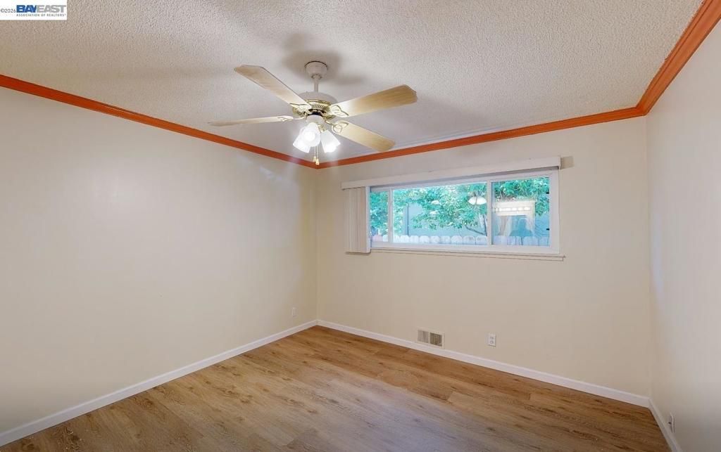 Image 13 of property listing at 240 Richfield Dr, San Jose, CA 95129