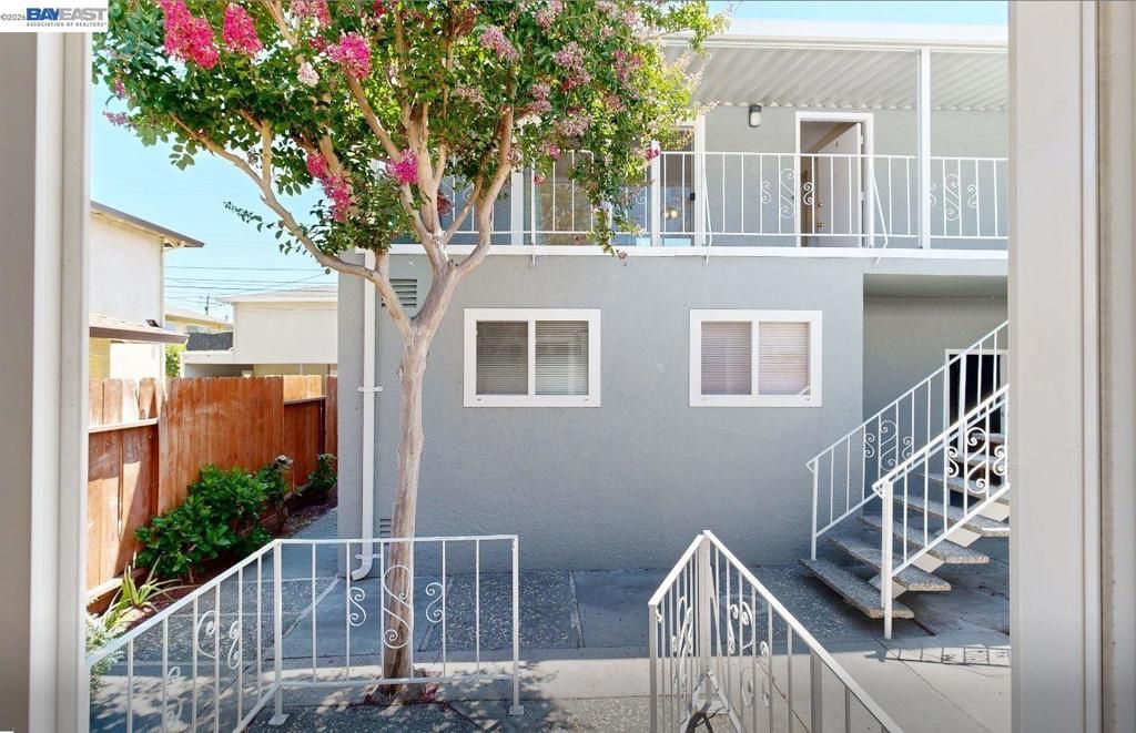 Image 17 of property listing at 240 Richfield Dr, San Jose, CA 95129