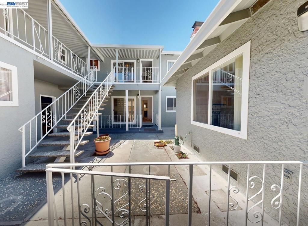 Image 18 of property listing at 240 Richfield Dr, San Jose, CA 95129