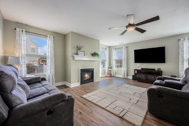 1400 Union Park Drive, Vicksburg, MI 49097