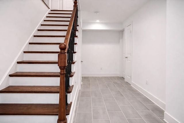 1633 KALMIA RD NW, Washington, DC 20012