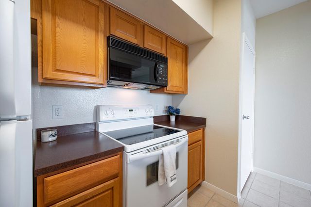 18809 Egret Bay Boulevard 127, Webster, TX 77058