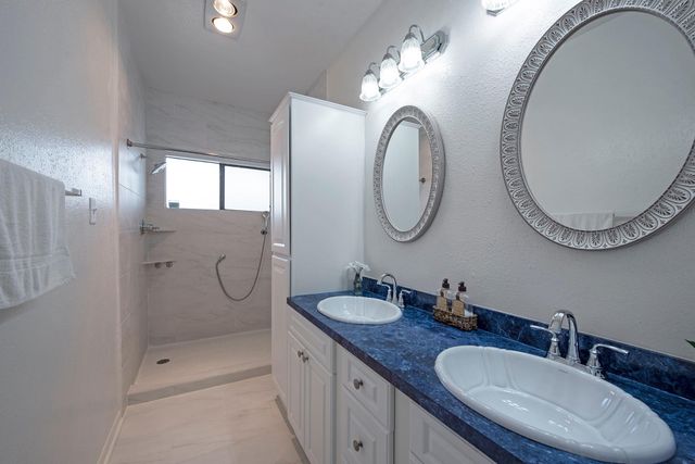 18809 Egret Bay Boulevard 127, Webster, TX 77058