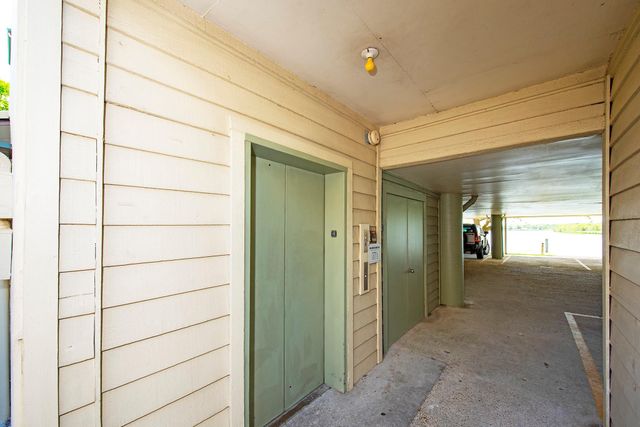 18809 Egret Bay Boulevard 127, Webster, TX 77058