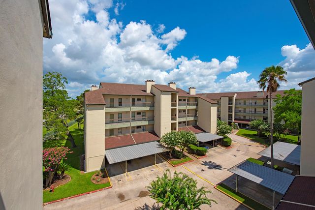 18809 Egret Bay Boulevard 127, Webster, TX 77058